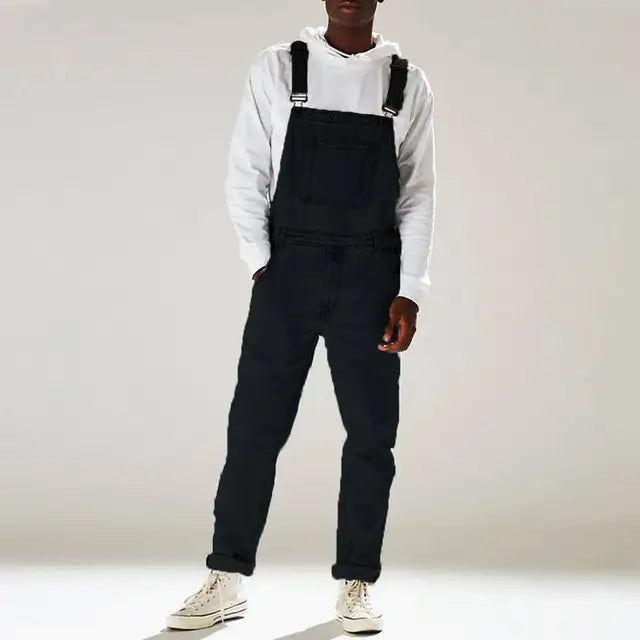 Casual denim jumpsuit voor dames, verstelbare bandjes, ruime zakken, robuust materiaal, veelzijdige look.