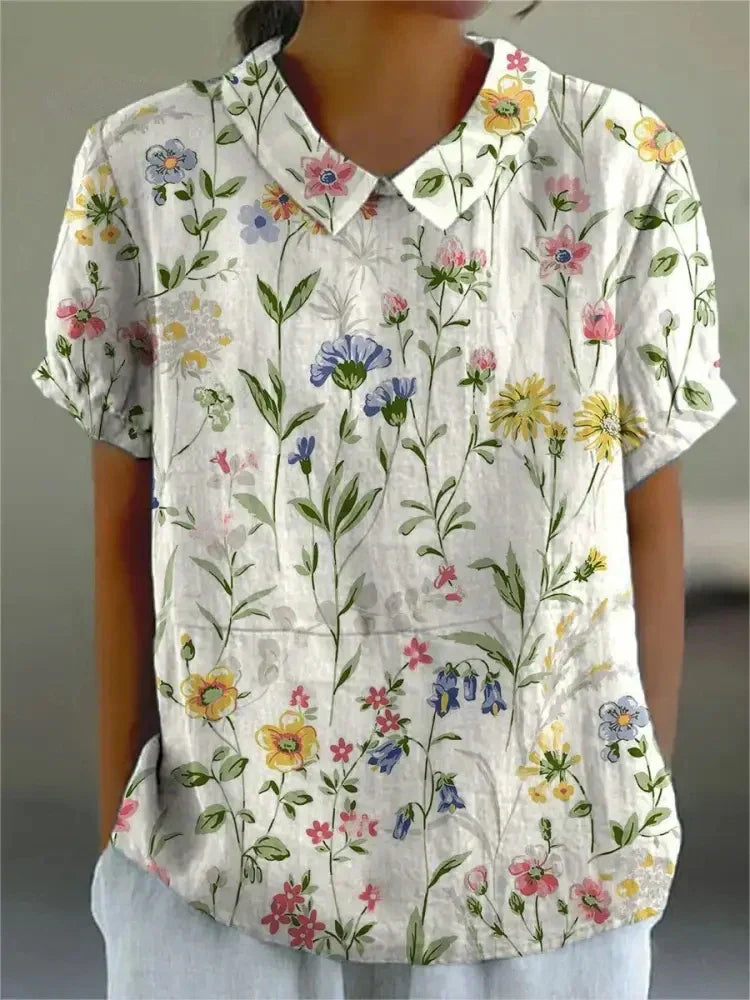 Casual dames croptop in modieuze kleuren, ideaal voor zomerse uitstapjes, met korte mouwen en lichte stof.