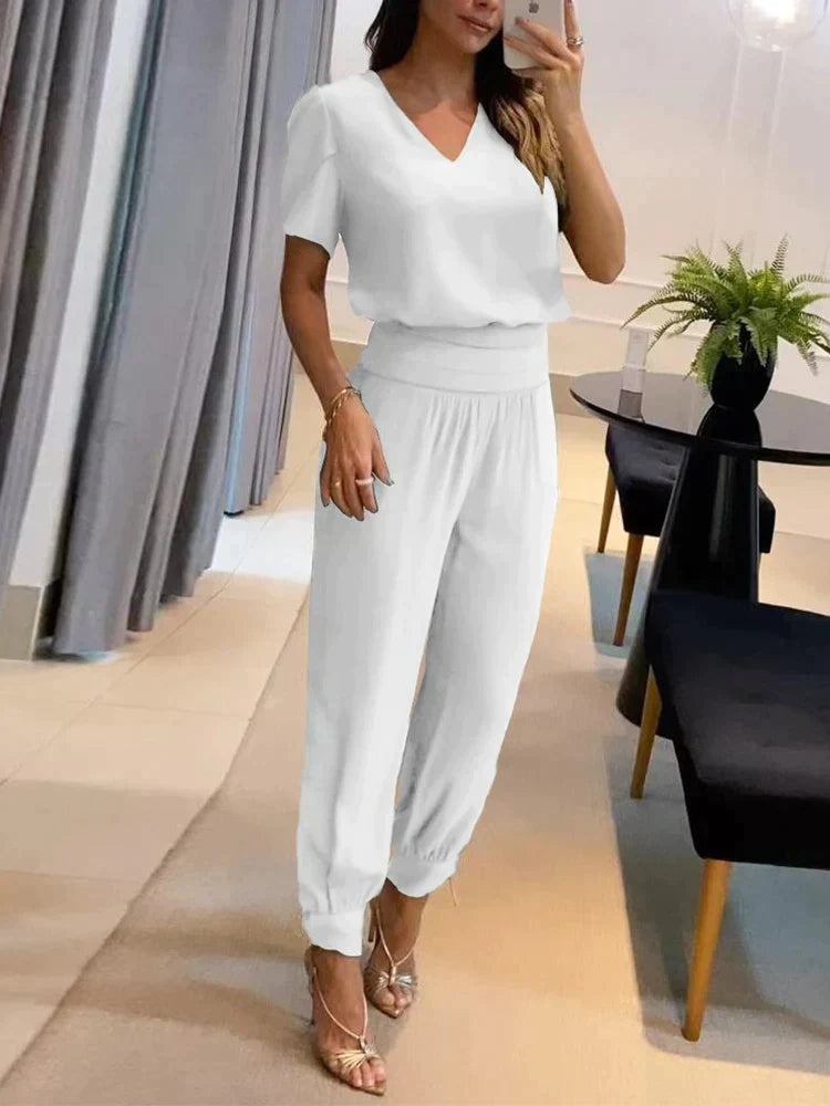 Casual dames set met top en broek in verschillende kleuren, ideaal voor dagelijks gebruik en gelegenheden, eigentijdse elegantie.