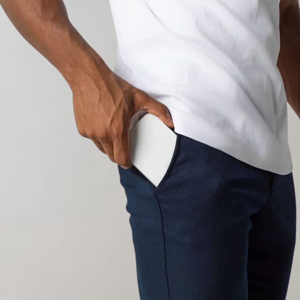 Levi's heren chinobroek in een neutrale kleur, veelzijdig en makkelijk te combineren.