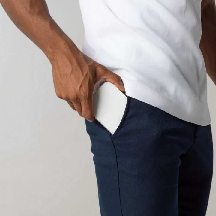 Levi's heren chinobroek in een neutrale kleur, veelzijdig en makkelijk te combineren.
