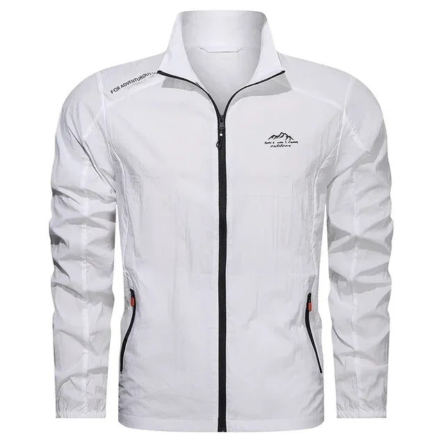 Sportieve heren zomerjas windbreaker, waterafstotend en winddicht, geschikt voor actieve buitenactiviteiten en comfort.