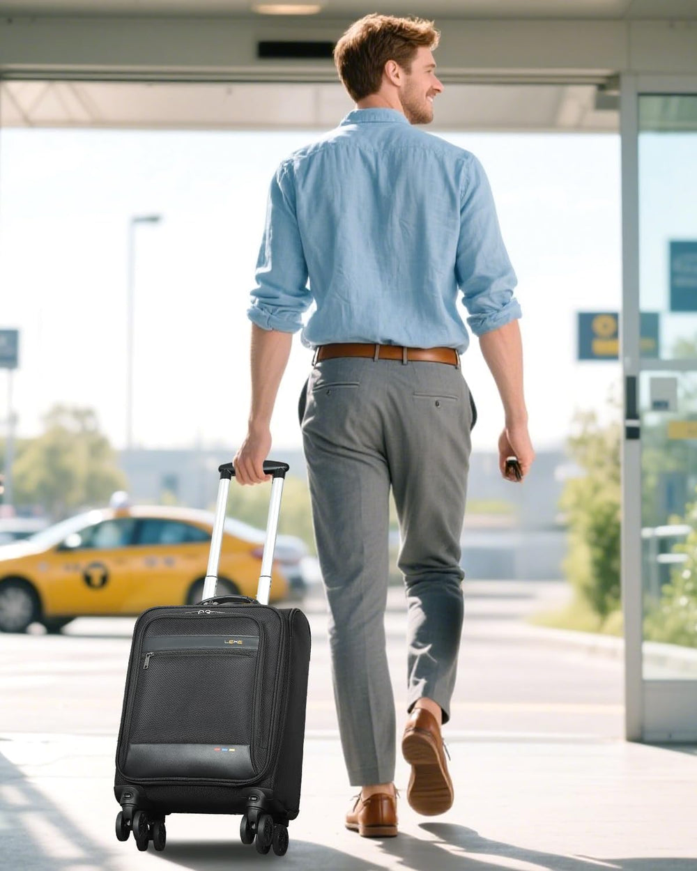 Compacte handbagage trolley met wieltjes, uitbreidbaar voor extra ruimte op vakantie of zakenreis.