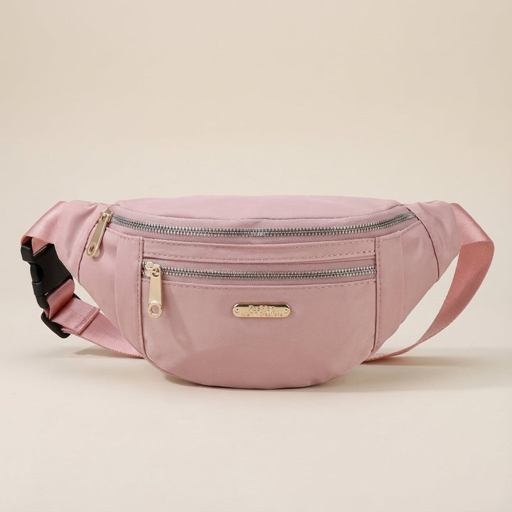 Duurzame lichtgewicht nylon heuptas, perfecte compacte crossbody tas voor reizen en sport.