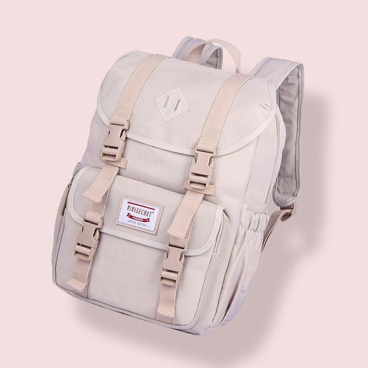 Ruime lichtgewicht rugzak met gewatteerd laptopvak, perfect voor werk, studie of georganiseerde dagtrips.