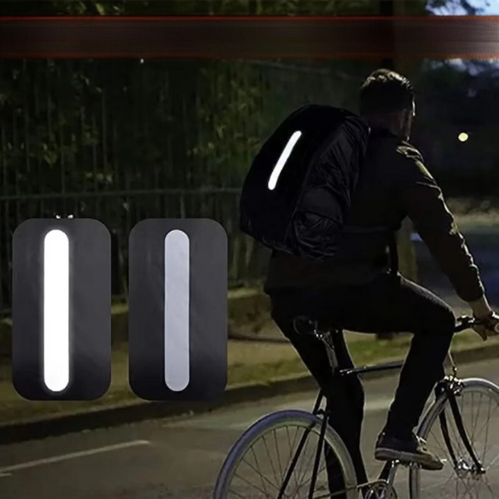 Lichtgewicht waterdichte regenhoes, ideaal voor wandelen en reizen. Reflecterend en verstelbaar voor elke rugzak.