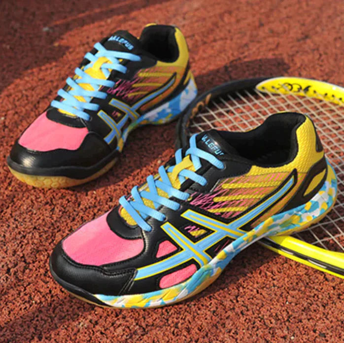 Paarse dynamische sportschoenen, lichtgewicht en ademend, ideale keuze voor comfort en stijl, perfect voor heren workout.