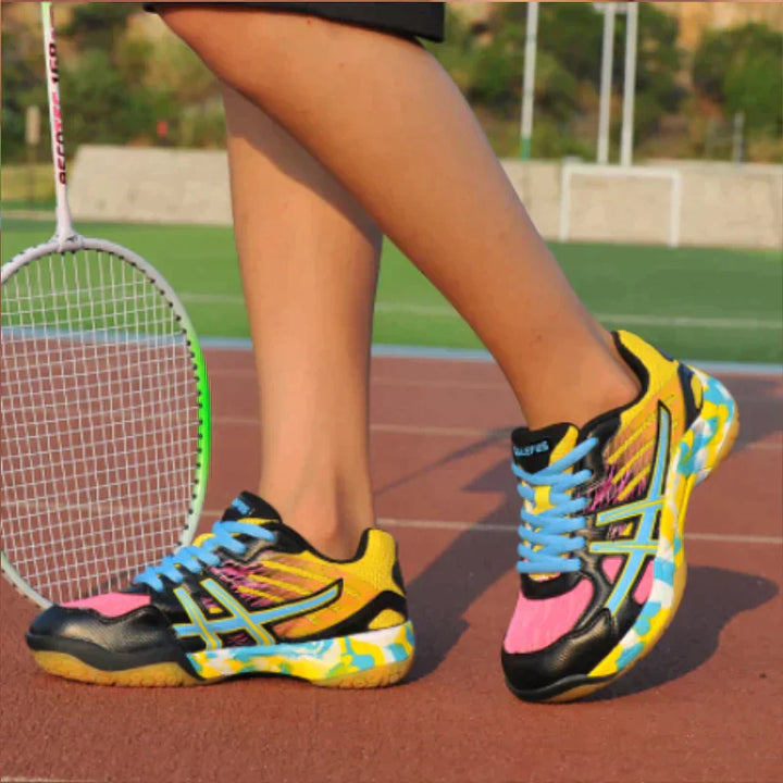 Paarse dynamische sportschoenen, lichtgewicht en ademend, ideale keuze voor comfort en stijl, perfect voor heren workout.