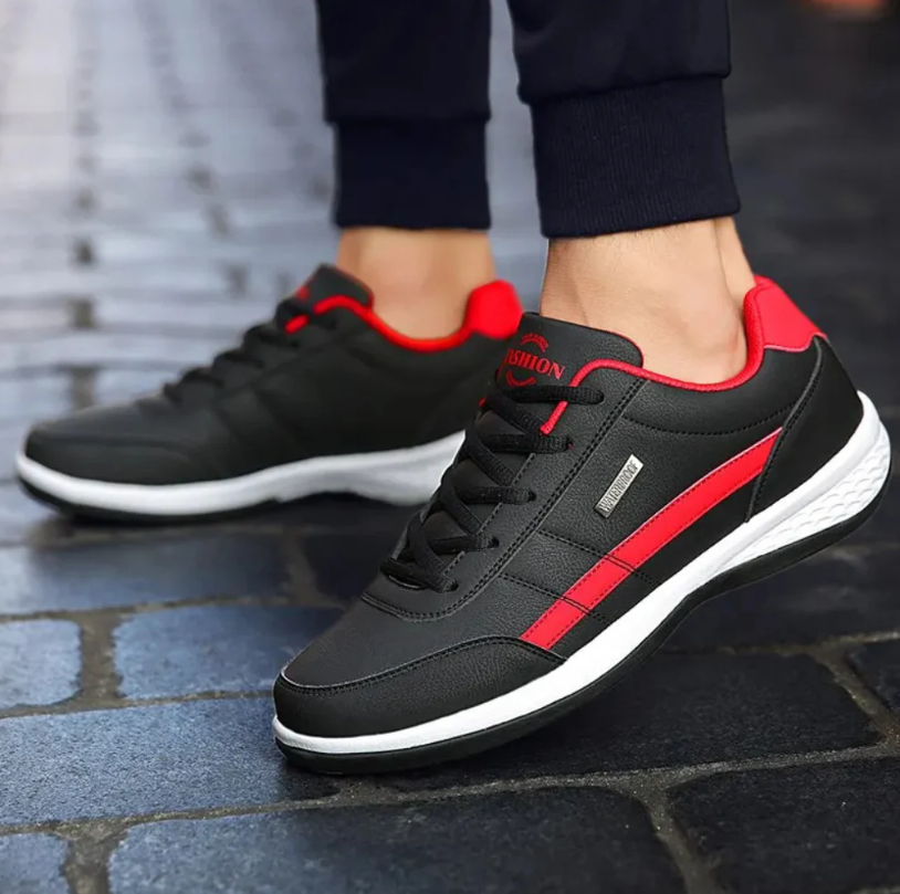 Close-up van de ademende stof en antislipzool van de Luca heren orthopedische sneakers, voor optimale steun.