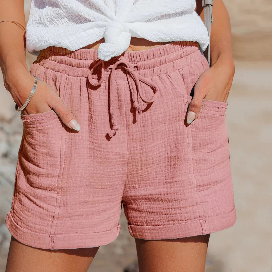 Comfortabele effen dames shorts, perfect als luchtige strandkleding of vrijetijdskleding met elastische taille.