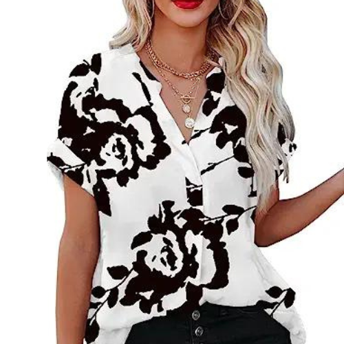 Luchtige chiffon blouse voor dames in wit, met korte mouwen en een elegante ronde hals, perfect voor de zomer.