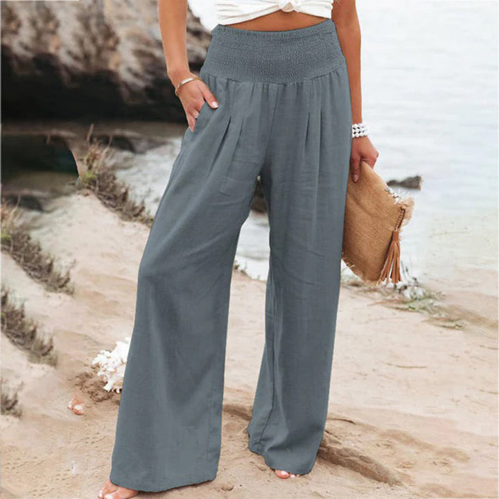 Luchtige zomerbroek voor dames, elegant in beige, perfecte pasvorm met vloeiend silhouet, ideaal voor elke gelegenheid.