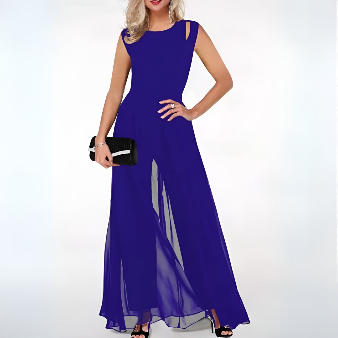 Gedetailleerde weergave van de Linan jumpsuit met focus op materiaal en pasvorm.