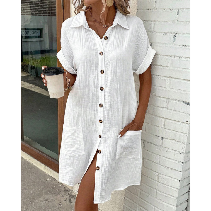 Gabriele Hemdjurk voor dames in wit, elegant en comfortabel voor de zomer.