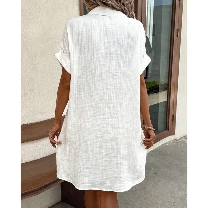Lichtblauwe Gabriele Hemdjurk voor dames, een frisse en elegante keuze voor de zomer.