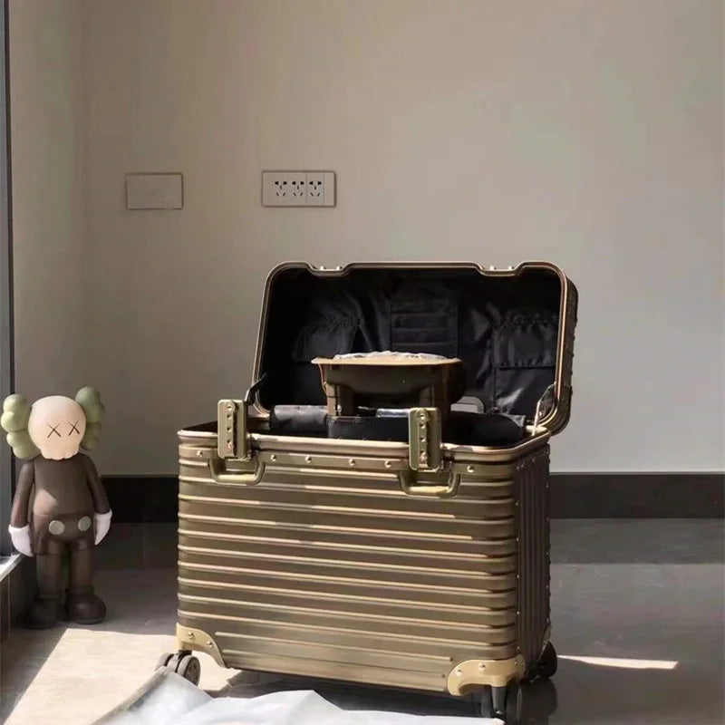Unisex design aluminium reiskoffer 'Monaco', een stevige en stijlvolle hardcase bagage voor iedereen.