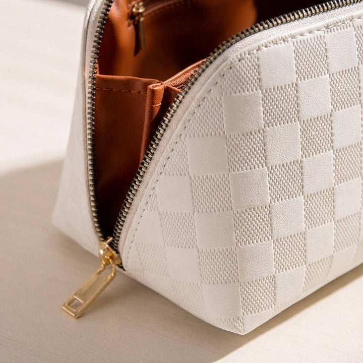 Elegante beauty case voor dames, waterafstotend en compact. Perfecte toiletzak en make-up organizer voor onderweg.