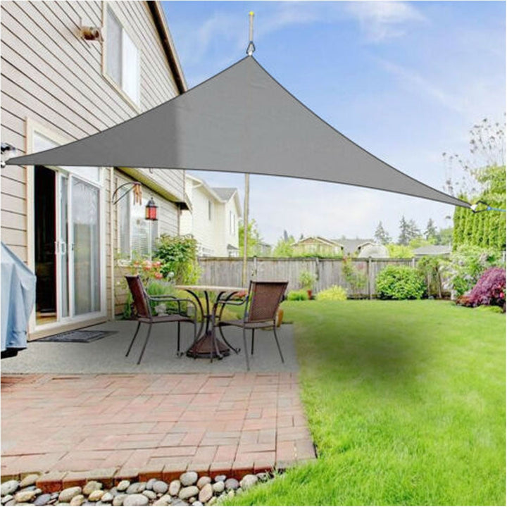 Rechthoekig schaduwdoek, UV-werend & waterafstotend. Creëert koele schaduw voor tuin, terras en buitenleven.
