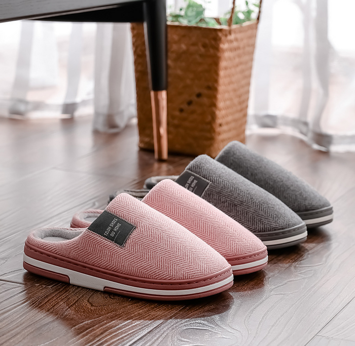 Luxe herenpantoffels voor warme voeten en huiscomfort. Comfortabele, antislip sloffen voor mannen.