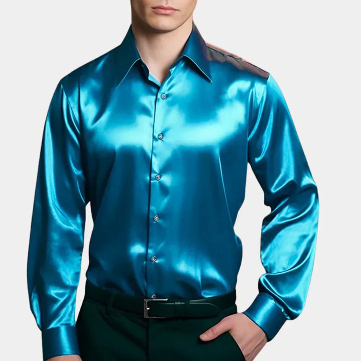 Detailopname van een luxe Hoymans slim fit herenoverhemd, elegant en verfijnd, voor een nette herenmode look.