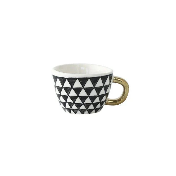 Set van elegante keramische espressokopjes, perfect voor een stijlvol servies en drankmoment.