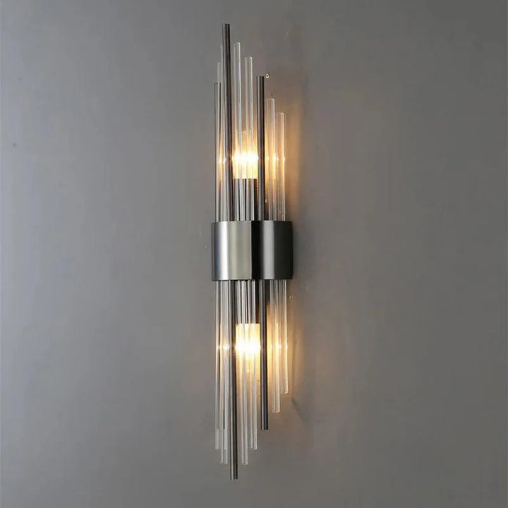 Elegant kristallen LED wandarmatuur Luméra, een eyecatcher die stijl en heldere, duurzame verlichting biedt.
