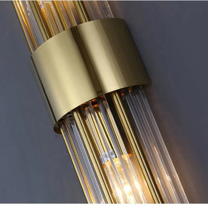 Schitterende Luméra kristallen wandlamp, verlicht uw huis met een combinatie van luxe, design en efficiënte LED.