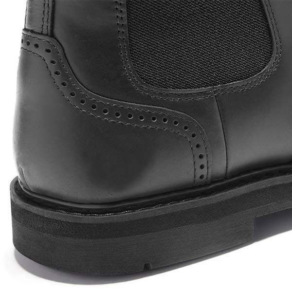 Trendy en comfortabele heren Chelsea boots James. Elegante zwarte boots voor een luxe en veelzijdige stijl.