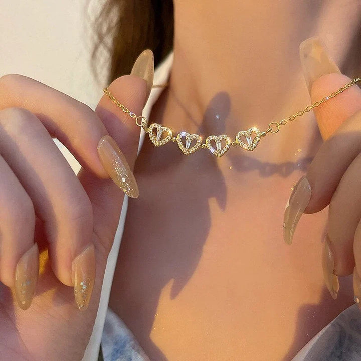 RVS klavertje vier damesketting, hypoallergeen sieraad met verstelbare lengte voor geluk en liefde.