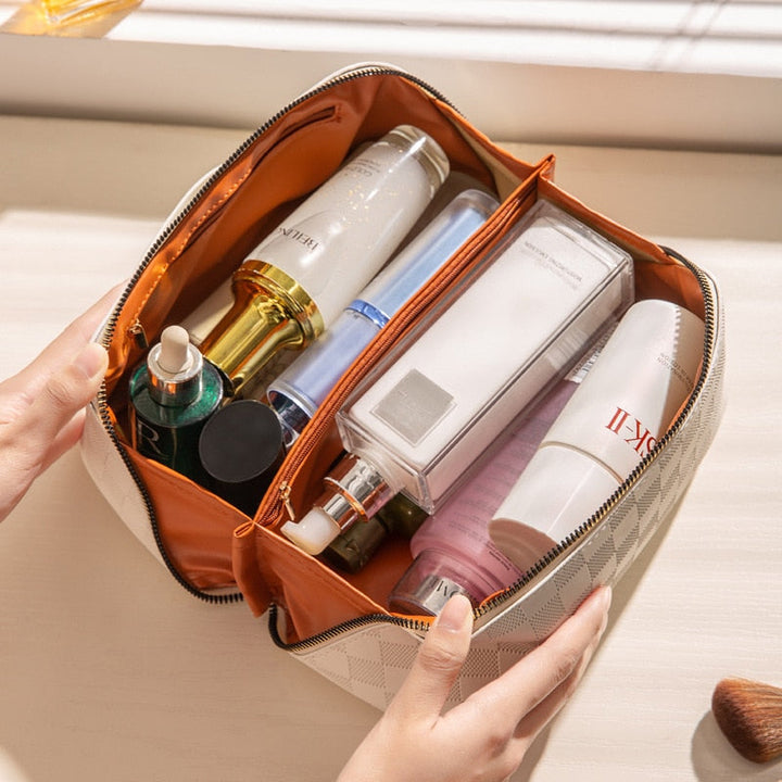 Luxe geruite make-up tas van PU-leer in meerdere kleuren, ideaal voor stijlvol reizen en organisatie.