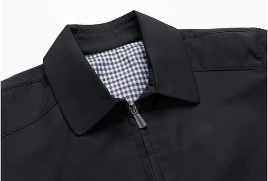Luxe herenjas van ademend materiaal, elegant design, perfecte pasvorm, veelzijdig te combineren.