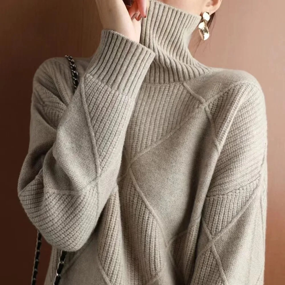 Luxe dames kasjmier coltrui, beige, zacht, elegant ontwerp; ideaal comfort voor stijlvolle gelegenheden.