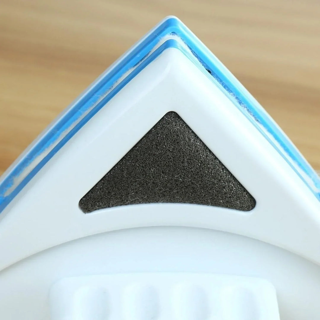 Ergonomische magnetische raamwisser voor comfortabel en snel ramen lappen, nu eenvoudiger dan ooit.