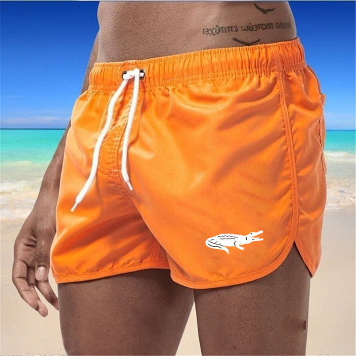 Dames multikleurige sportshorts voor strandactiviteiten, gemaakt van lichte, elastische stoffen met een veelzijdig, opvallend design.