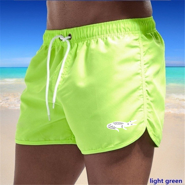 Dames multikleurige sportshorts voor strandactiviteiten, gemaakt van lichte, elastische stoffen met een veelzijdig, opvallend design.
