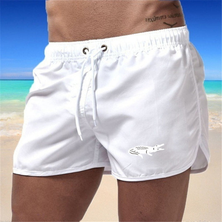 Dames multikleurige sportshorts voor strandactiviteiten, gemaakt van lichte, elastische stoffen met een veelzijdig, opvallend design.