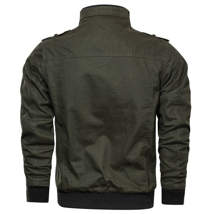 Duurzaam militair heren winterjack, winddicht en stijlvol, essentieel voor herfst/wintermode.