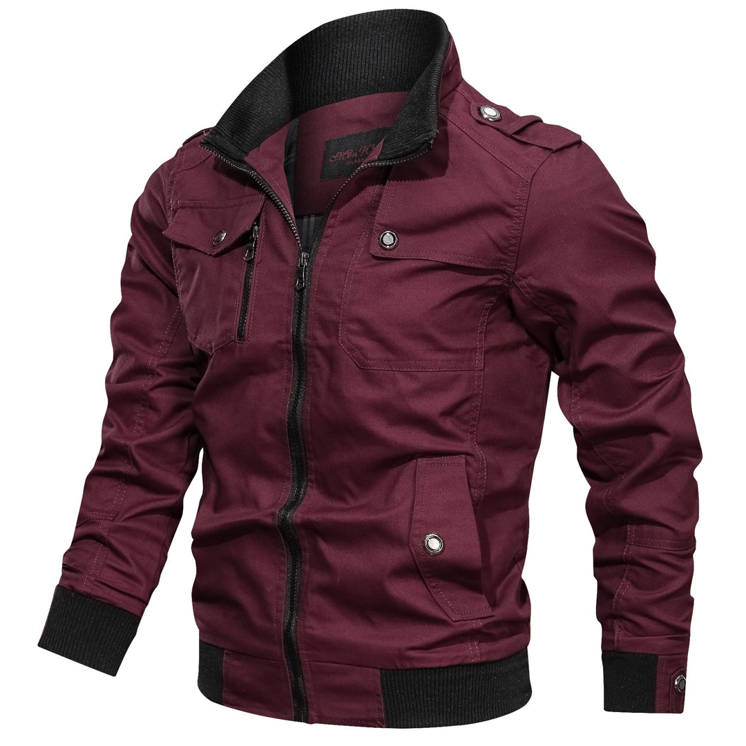 Warm militair heren winterjack, winddicht en stijlvol, voor comfortabele herenmode in herfst en winter.