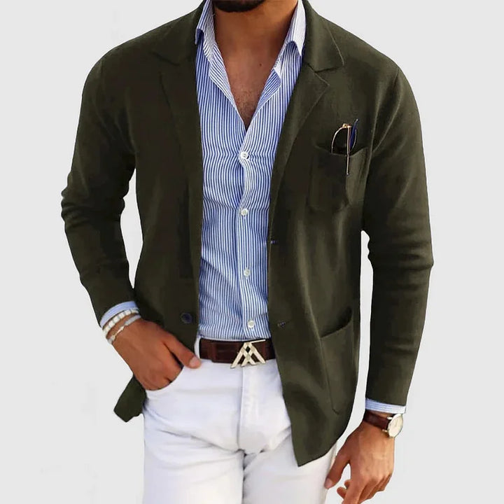 Elegant Milo herenvest voor een verfijnde look. Met reverskraag en knopen, ideaal voor nette gelegenheden.