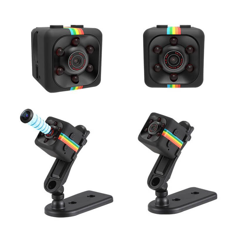 Compacte mini bewakingscamera met 1080p HD en nachtzicht voor discrete opnames overdag en 's nachts.