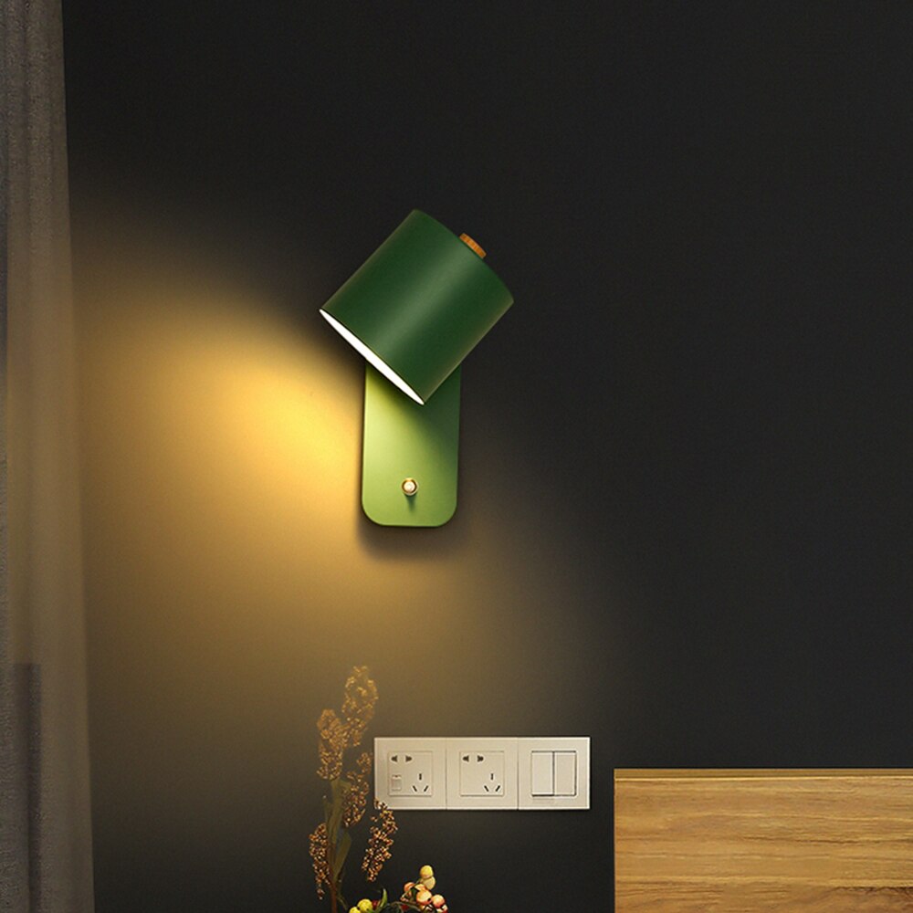 Moderne witte LED wandlamp met schakelaar, elegant design voor stijlvolle binnenverlichting