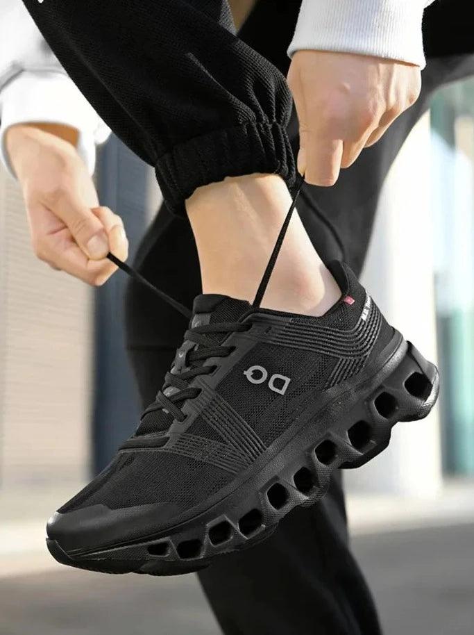 Moderne herensneaker: licht, ademend, stevig met PU-zool. Perfect voor sport en vrije tijd.
