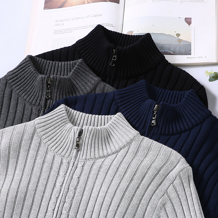 Modern herenvest van katoen, elegant en comfortabel, in klassieke kleuren, vooraanzicht, perfect voor elke gelegenheid.