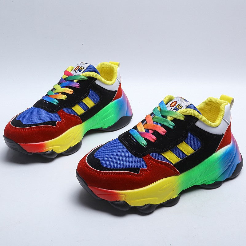 Moderne orthopedische sportschoenen voor dames, stijlvol en comfortabel, met antislipzolen en een eigentijds design.