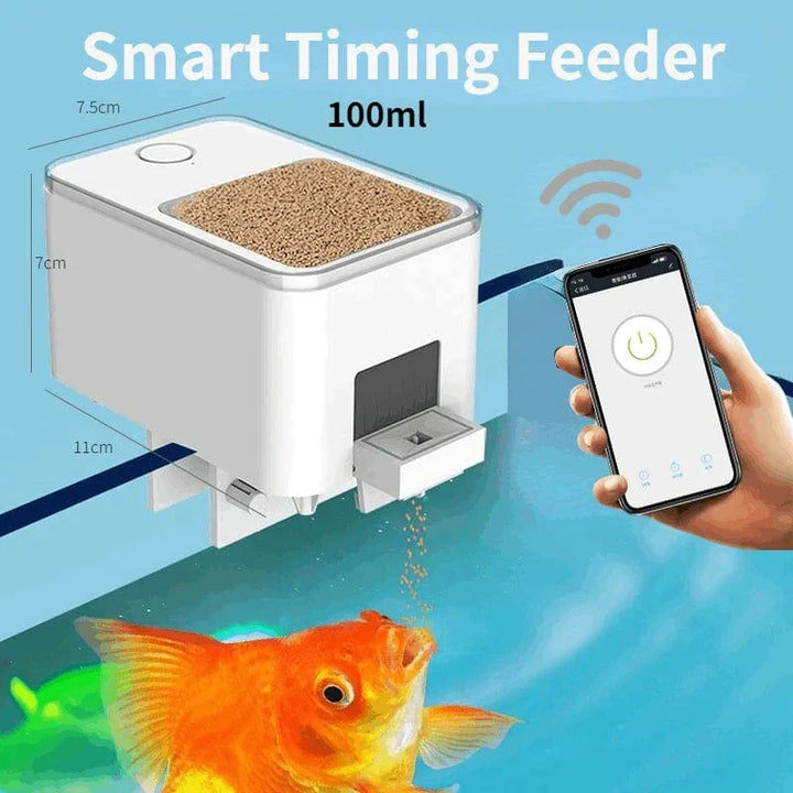 Moderne WLAN-visvoerdispenser van robuust kunststof, bestuurbaar via app, met variabel vulvolume voor aquariums.