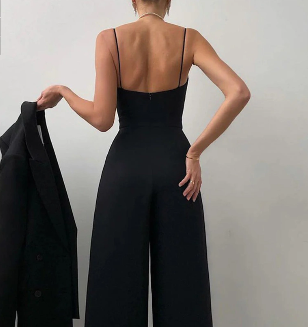 Modieuze dames jumpsuit met bandjes, wijd uitlopende pijpen, in Abrikoos, Geel, Roze, Rozerood, Zwart, Turkoois.