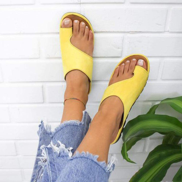 Orthopedische damessandalen in geel, comfortabel met Hallux Valgus functie, stijlvol en modieus voor optimaal comfort.