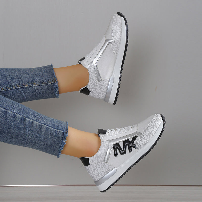 Orthopedische dames sneakers, stijlvol en comfortabel, in diverse kleuren, met sportief design en gripvolle zool.