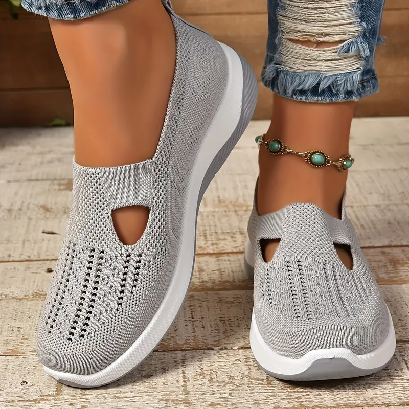 Orthopedische comfortschoenen voor dames, elegant ontwerp, zachte vulling, optimale ondersteuning, stijlvolle look.