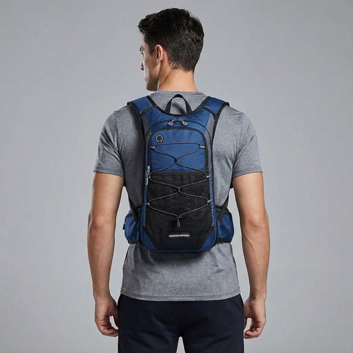 Veelzijdige Pathcore rugzak, perfect voor dagtochten, wandelen, fietsen en stedentrips met comfort en stijl.